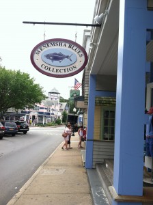 Menemsha Blues, Circuit Avenue Oak Bluffs