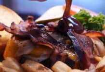 Best Burger: Cowboy Burger at Ocean View, Oak Bluffs